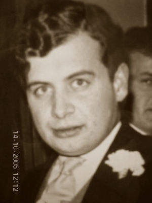 Michael Bowes-Lyon, 18th Earl of Strathmore & Kinghorne 2